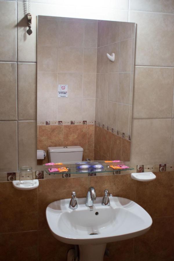 Hostal Virgen Del Rosario กาฟายาเต ภายนอก รูปภาพ
